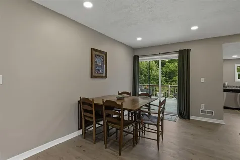 670 Clark Circle Bowling Green KY 42103