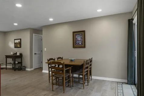 670 Clark Circle Bowling Green KY 42103