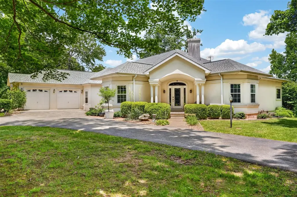 100 Tolbert Lane Dunmor KY 42339