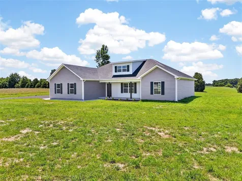 108 Owen Martin Lane Lewisburg KY 42256