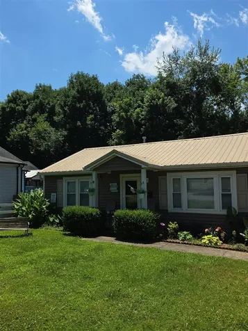 208 Breckenridge Street Franklin KY 42134