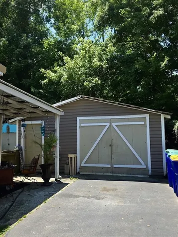 208 Breckenridge Street Franklin KY 42134