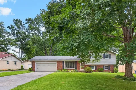 2756 Cheyenne Drive Bowling Green KY 42104