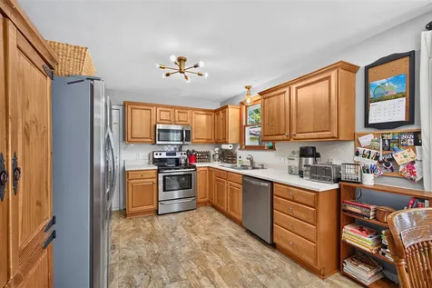2756 Cheyenne Drive Bowling Green KY 42104