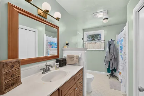 2756 Cheyenne Drive Bowling Green KY 42104