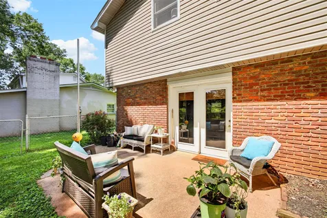 2756 Cheyenne Drive Bowling Green KY 42104
