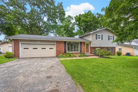 2756 Cheyenne Drive Bowling Green KY 42104