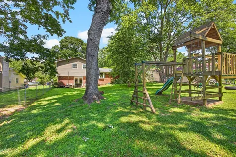2756 Cheyenne Drive Bowling Green KY 42104