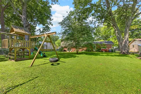 2756 Cheyenne Drive Bowling Green KY 42104