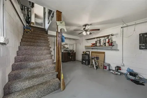 7552 Cemetery Road Bowling Green KY 42103