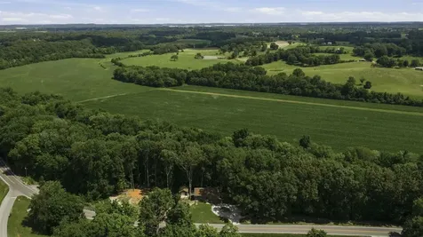 7552 Cemetery Road Bowling Green KY 42103