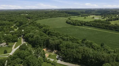7552 Cemetery Road Bowling Green KY 42103