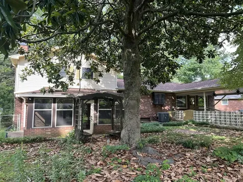 2707 Kiwanis Court Bowling Green KY 42104