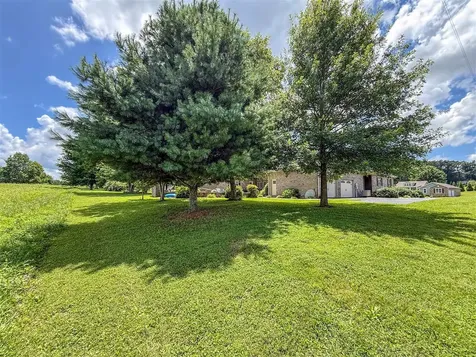 48 Oakwind Road Glasgow KY 42141