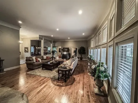 48 Oakwind Road Glasgow KY 42141