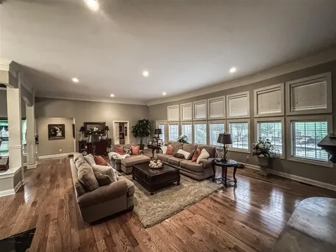 48 Oakwind Road Glasgow KY 42141
