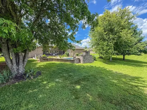 48 Oakwind Road Glasgow KY 42141