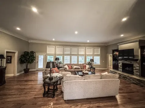48 Oakwind Road Glasgow KY 42141