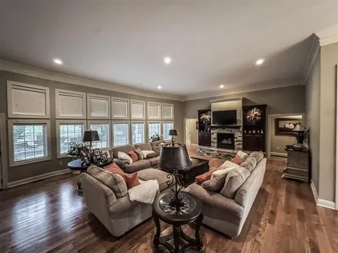 48 Oakwind Road Glasgow KY 42141