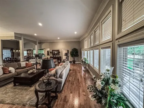 48 Oakwind Road Glasgow KY 42141