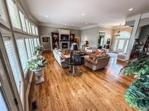 48 Oakwind Road Glasgow KY 42141