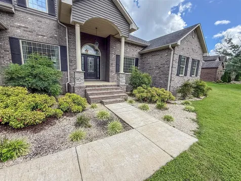 48 Oakwind Road Glasgow KY 42141