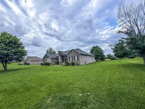 48 Oakwind Road Glasgow KY 42141