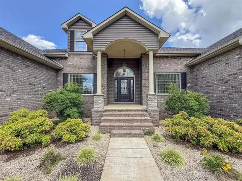 48 Oakwind Road Glasgow KY 42141