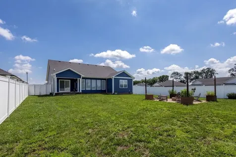 532 White Dogwood Circle Bowling Green KY 42101