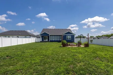 532 White Dogwood Circle Bowling Green KY 42101