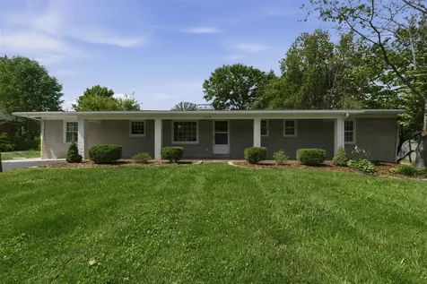 1318 Cardinal Way Bowling Green KY 42103
