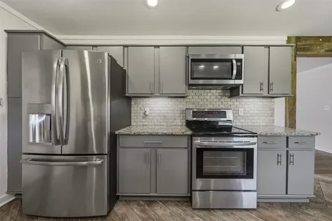 1318 Cardinal Way Bowling Green KY 42103