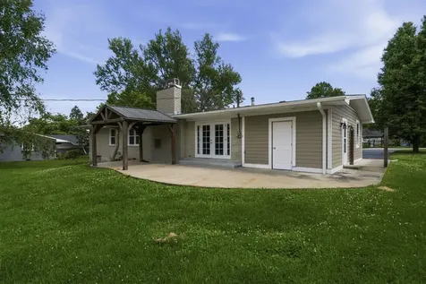 1318 Cardinal Way Bowling Green KY 42103