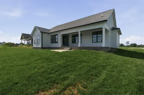 1103 Paddlers Way Alvaton KY 42122