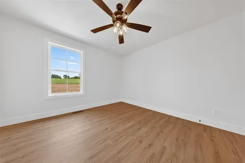 68 Head Lane Russellville KY 42276