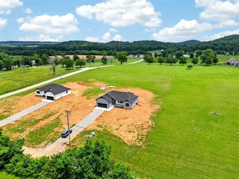 68 Head Lane Russellville KY 42276