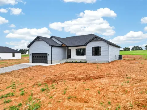 68 Head Lane Russellville KY 42276