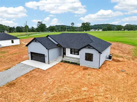 68 Head Lane Russellville KY 42276