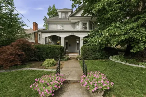 636 E 13th Avenue Bowling Green KY 42101