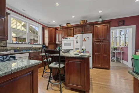 636 E 13th Avenue Bowling Green KY 42101