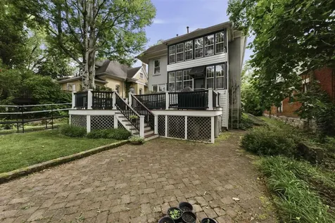 636 E 13th Avenue Bowling Green KY 42101