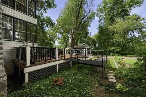 636 E 13th Avenue Bowling Green KY 42101