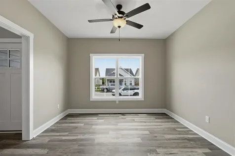 274 Townsend Way Bowling Green KY 42103