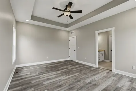 274 Townsend Way Bowling Green KY 42103
