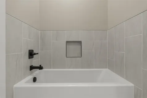 274 Townsend Way Bowling Green KY 42103
