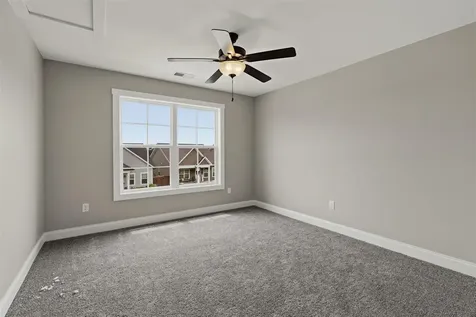 274 Townsend Way Bowling Green KY 42103