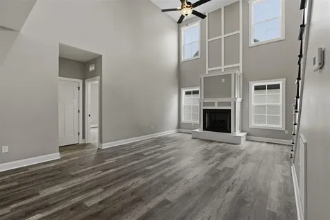 274 Townsend Way Bowling Green KY 42103