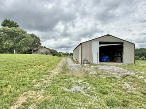 2315 Mckendree Chapel Road Morgantown KY 42261