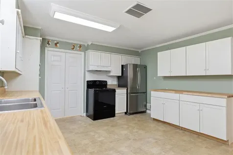 2501 Mohawk Drive Bowling Green KY 42104