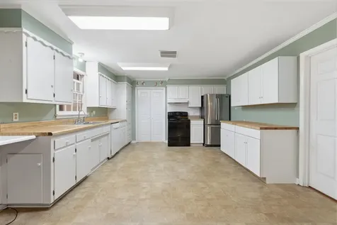 2501 Mohawk Drive Bowling Green KY 42104